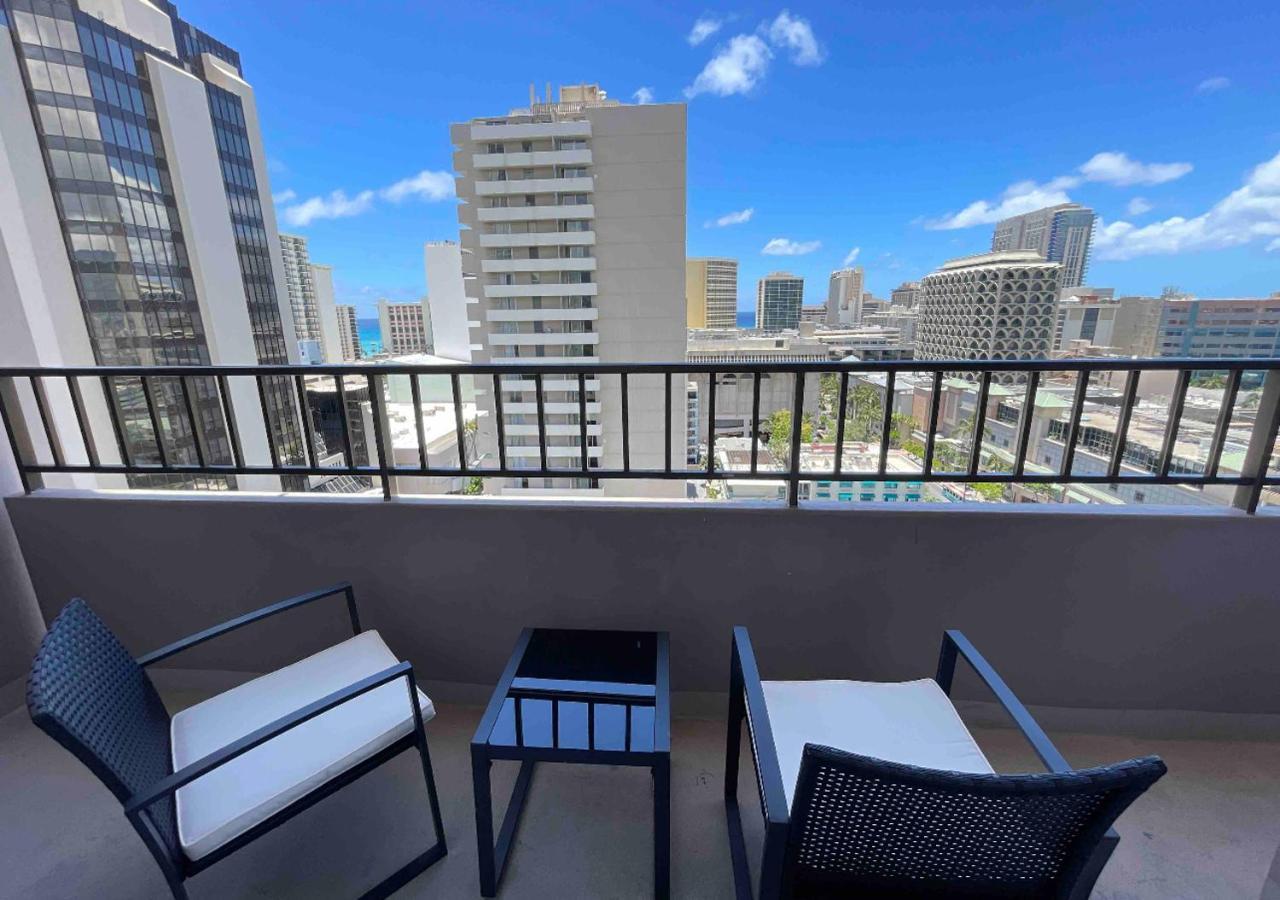 شقة 1508- Heart Of Waikiki With Kitchen-Free Parking-King Bed-Corner Unit هونولولو المظهر الخارجي الصورة